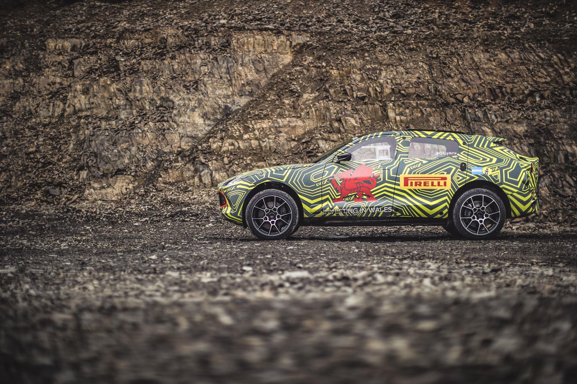 2018 Aston Martin DBX Prototype